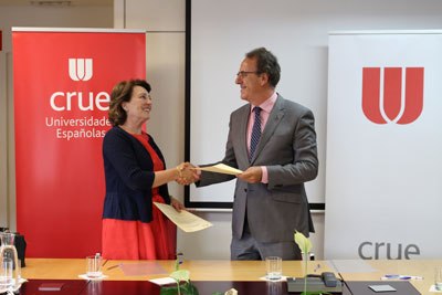 La AECC y la CRUE Universidades Española firman un convenio de colaboración