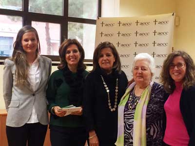 La AECC ofrece en Alcobendas técnicas y consejos para cuidar al cuidador del enfermo de cáncer 