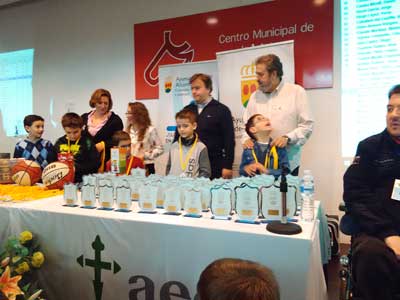 267 jugadores mueven ficha en el I Torneo Navideño de Ajedrez de Alcorcón, que aporta 2.500 euros a la AECC