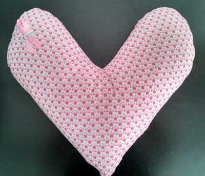 Taller almohada del corazón