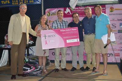 Gran éxito de la primera jornada “Por ellas” a beneficio de AECC Antequera