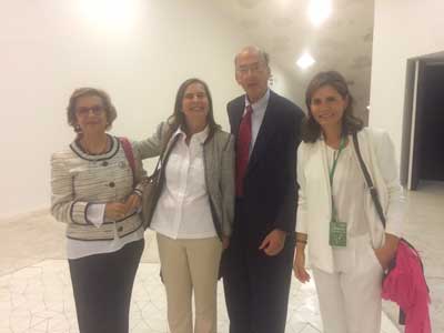 Una amplia representación de la Junta de Madrid se suma en Barcelona al apoyo de la investigación en el Acto Institucional de la