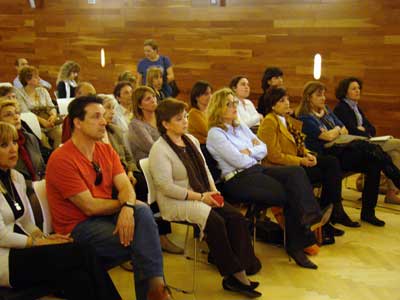 Charla sobre cáncer de colon en Pamplona