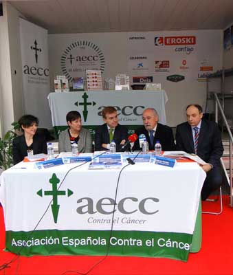 Comienza la Campaña Solar en la aecc Bizkaia. Rueda de Prensa