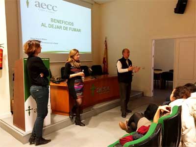 Conferencia-taller motivacional sobre el tabaquismo. 