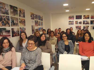 Empleados de Europa Mundo Vacaciones reciben consejos de la AECC en alimentación y prevención del cáncer 