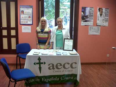 La aecc en la I Feria de la Salud en El Escorial