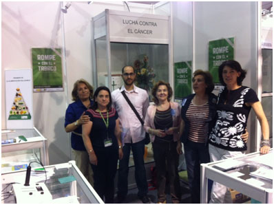 La aecc en la VI Feria de la Salud de Fuenlabrada