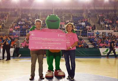 El Club Baloncesto Montakit-Fuenlabrada se vuelca contra el cáncer de mama en su partido europeo frente al Khimki ruso