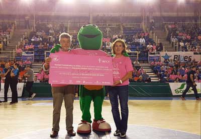 El Club Baloncesto Montakit-Fuenlabrada se vuelca contra el cáncer de mama en su partido europeo frente al Khimki ruso