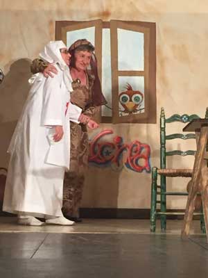 “El Garito de Dulcinea”: Taller de teatro organizado por la Junta Local de la AECC de La Bañeza