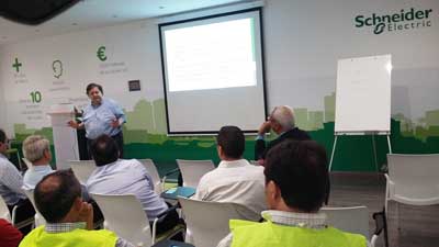 La radiación solar y la protección de la piel, a debate en la sede de Griñón de Schneider Electric 