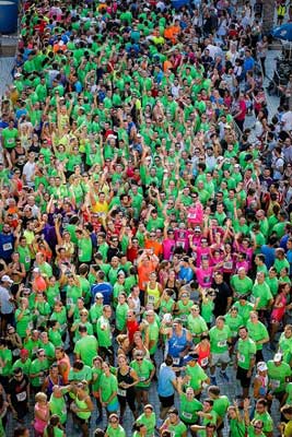 Salida de la I Carrera Nocturna Ciudad de Almería