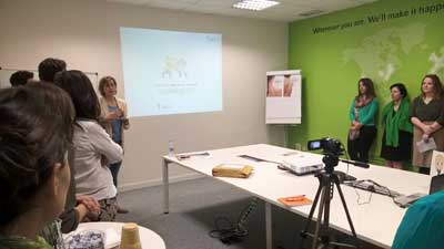 La empresa Ashfield Iberia abre sus puertas al programa de la AECC ‘Tu salud es lo primero’ 