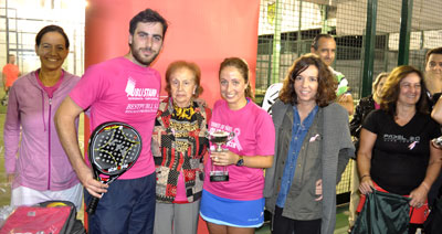 Cerca de 700 euros recauda la AECC en su Torneo de Pádel Solidario de Las Rozas de Madrid