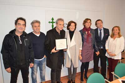 ‘Hombres G’ traslada su ‘Te quiero’ a la Residencia Oncológica de la AECC un día antes de su concierto solidario en Madrid