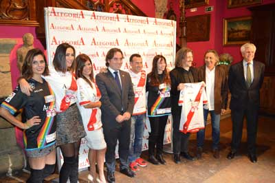 Más de un millar de asistentes vibra en Madrid con los acordes contra el cáncer de La Unión 