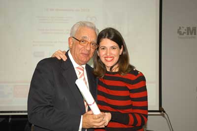 La AECC recoge una mención especial en la II Jornada de Humanización en Atención Sanitaria en el Hospital Ramón y Cajal