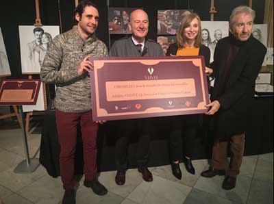 Atresmedia entrega 20.000 euros a la AECC de Madrid, resultado de su mercadillo solidario generado en la despedida de la serie ‘