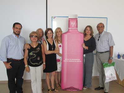 aecc Málaga sumó ayer su gota a la campaña #gotasdesolidaridad