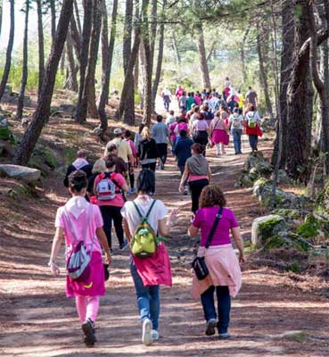 “Marcha rosa” solidaria contra el cáncer de mama en Cadalso de los Vidrios