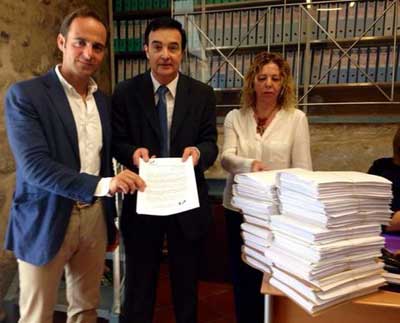 Solicitan la Medalla de Extremadura para la aecc