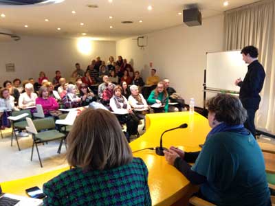 La AECC advierte en Móstoles de que el cáncer de colon se previene con buenos hábitos alimenticios  
