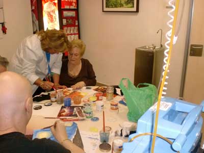 Exposición de las obras del taller “Pinta tus Emociones”