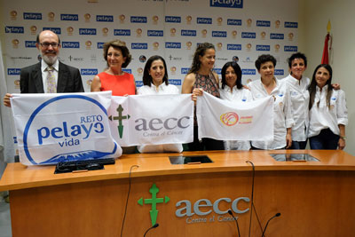 5 mujeres, tras su cáncer de mama, suben a la cima del Kilimanjaro