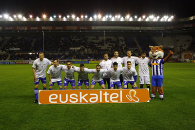Rifa benéfica en el partido Alavés-Osasuna  