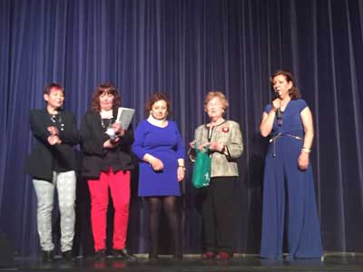 IX Festival Benéfico para la AECC de Torrejón de Velasco reúne a más de 300 espectadores