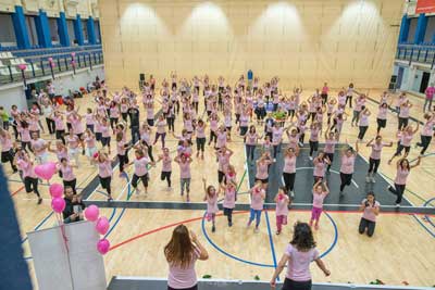 Torrelodones se pone en movimiento en el III Marathón de Aeróbic ‘Raquel Ávila’ a favor de la AECC 