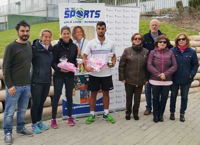 El V Torneo Solidario de Pádel contra el Cáncer de Villalbilla reúne a 36 parejas y recauda más de 800 euros