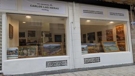 La exposición tuvo lugar en este local cedido de la c/ República Argentina