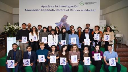 Foto de familia de los investigadores beneficiarios.