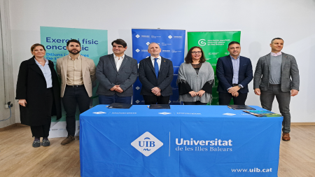 Todas las autoridades y representantes de las entidades organizadoras durante la presentación del Programa en las instalaciones de CampusEsport.