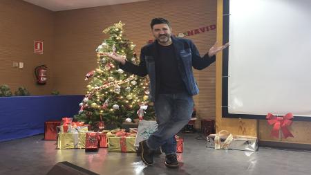 Tony Aguilar presentó una vez más -y van 17- la Gran Fiesta de Navidad.