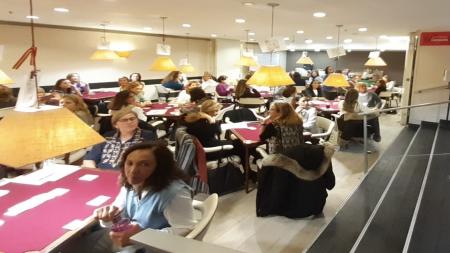 Más de un centenar de participantes tomó parte en el III Torneo de Canasta 'Idoia Santamaría'.