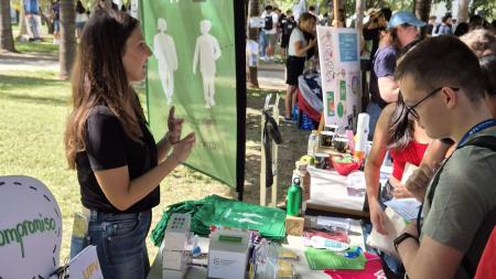 La Asociación colabora con la UPV para promover campus libres de humo en las jornadas de bienvenida