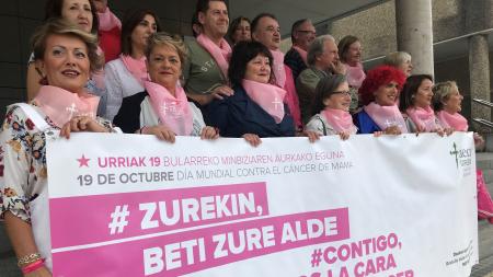 Bularreko Minbiziaren aurkako Munduko Egunarekin bat egiten