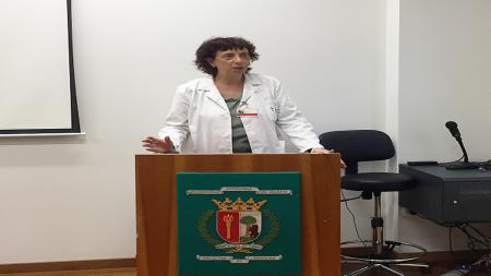 María Salvador, durante la presentación de la jornada 'online' sobre nutrición y cáncer.