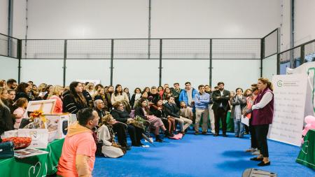 Expectación en la entrega de premios del VI Torneo de Pádel Pozuelo de Alarcón En Marcha contra el Cáncer.