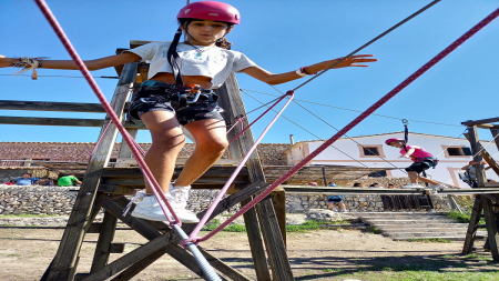 Una de las participantes de la primera edición en la pista de aventuras de Es Burotell.