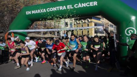 Salida de la X Tradeinn Girona En marcha Contra el Cáncer