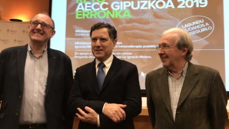 Manuel García Bengoechea, Ignacio Melero y Juan Ormazabal en la presentación del reto