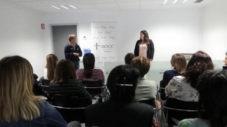 Taller práctico de AECC Gipuzkoa (Imagen de archivo)