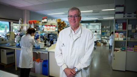 Dr. Fernando Cossio