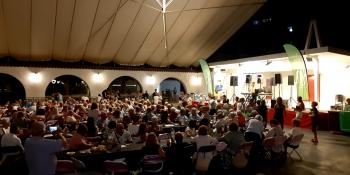 Sopar solidari contra el càncer amb ball