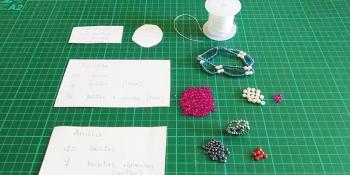 Manualidades en casa: Elaboración de anillos y pulseras, por la voluntaria Orietta