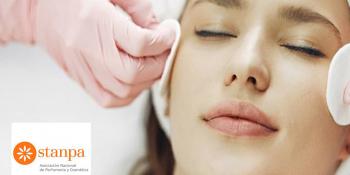 Stanpa vuelve con un taller virtual a poner guapas a las pacientes en AECC Madrid